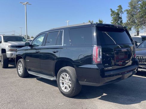 Used 2017 GMC Yukon SLT AWD/4WD image 5