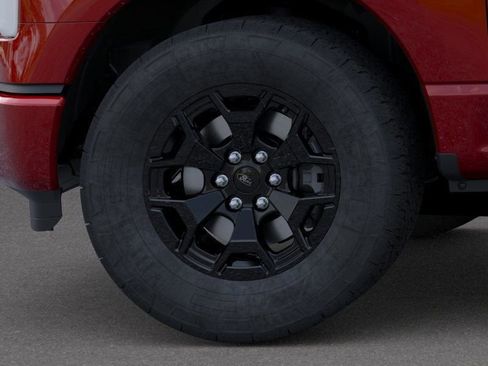 New 2025 Ford F150 Lightning XLT image 19