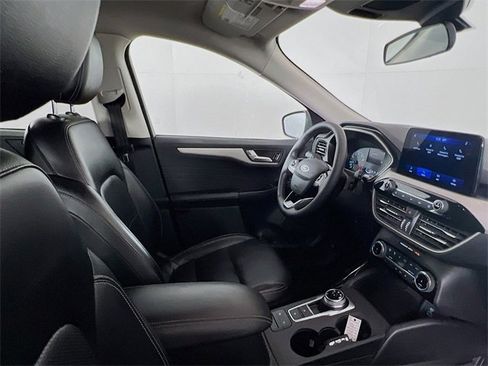 Used 2022 Ford Escape SEL image 10