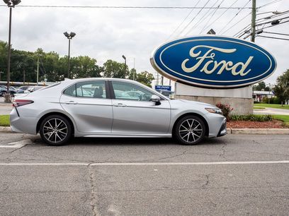Used 2023 Toyota Camry SE