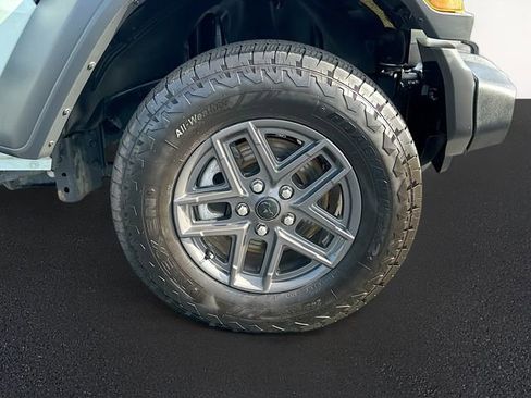 Used 2024 Jeep Wrangler Sport S image 29