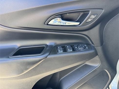 Certified 2023 Chevrolet Equinox LT image 11