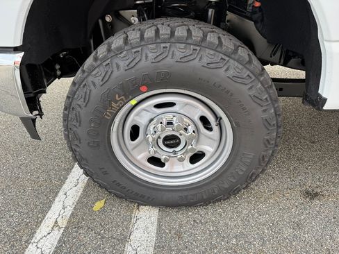 New 2026 Ford F350 XL w/ XL Off-Road Package image 33