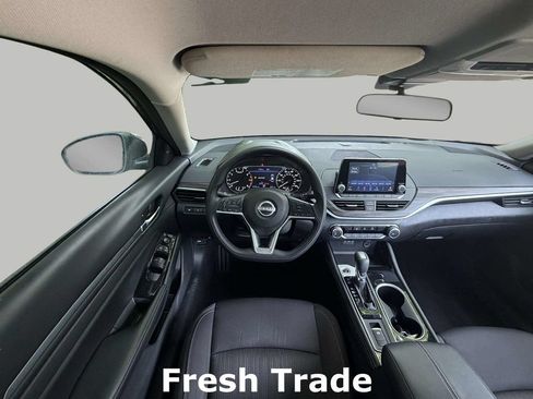 Used 2023 Nissan Altima 2.5 SV AWD/4WD image 7