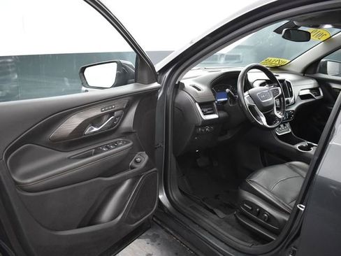 Used 2019 GMC Terrain SLT w/ Preferred Package image 12