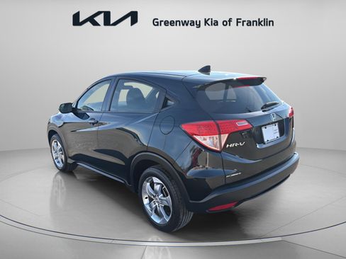 Used 2017 Honda HR-V LX image 5