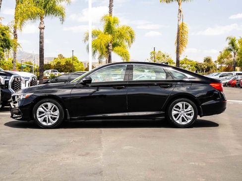Used 2019 Honda Accord LX image 8