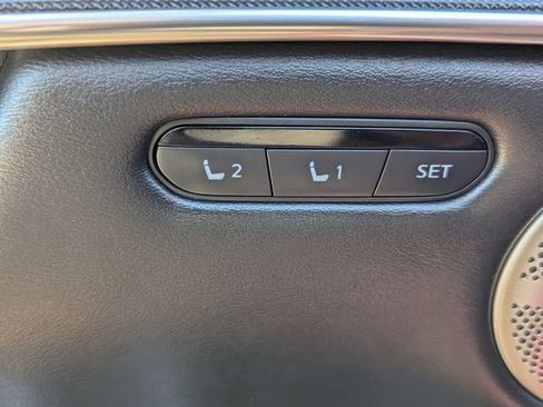 Used 2023 INFINITI QX50 Sport FWD image 16