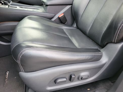 Used 2024 Nissan Murano SL image 15