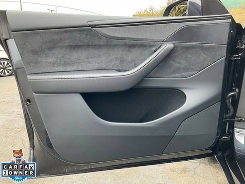 Used 2026 Tesla Model Y AWD image 25