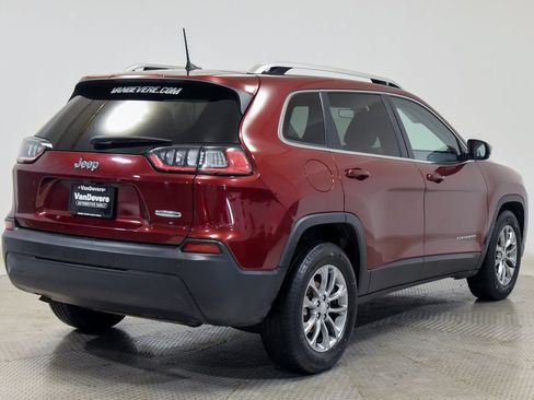 Used 2019 Jeep Cherokee Latitude Plus w/ Cold Weather Group FWD image 13