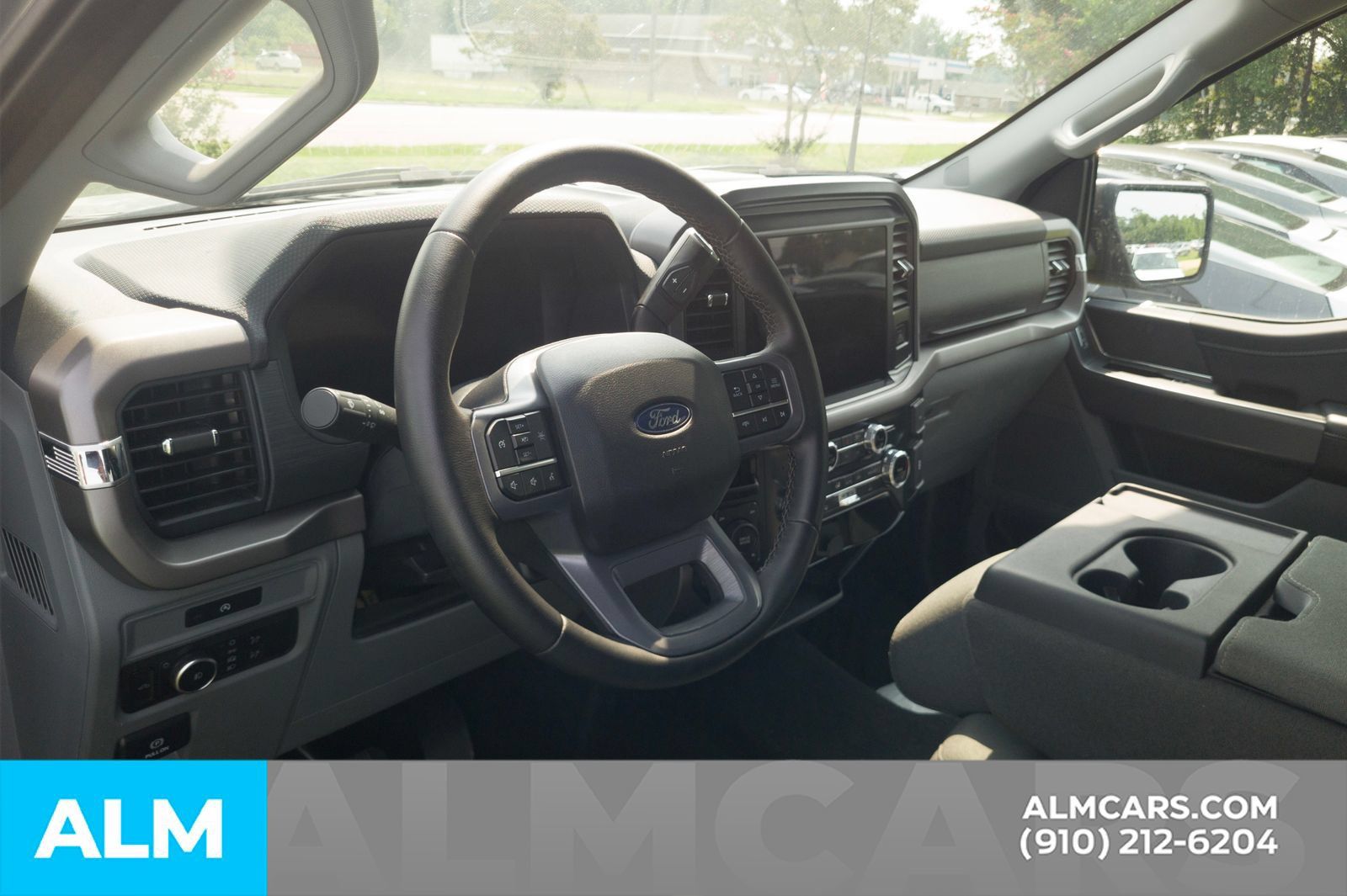 Used 2025 Ford F150 XLT w/ Equipment Group 301A Standard AWD/4WD image 5