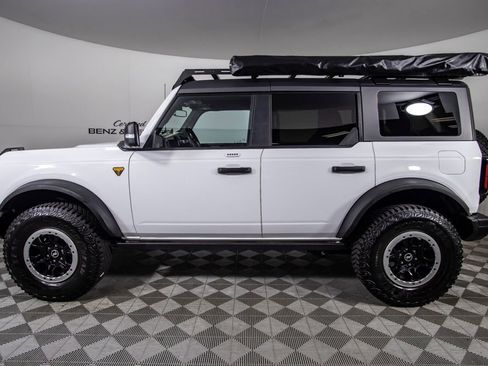 Used 2023 Ford Bronco Badlands w/ Sasquatch Package AWD/4WD image 10