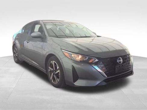Used 2024 Nissan Sentra SV FWD image 4