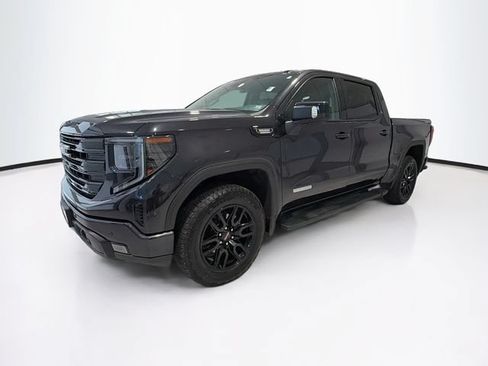 Used 2025 GMC Sierra 1500 Elevation w/ Elevation Premium Package AWD/4WD image 3