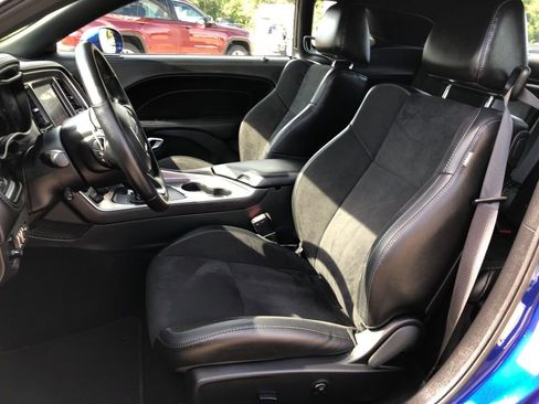 Used 2021 Dodge Challenger GT w/ Plus Package image 9