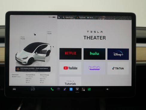Used 2022 Tesla Model Y Performance AWD/4WD image 21