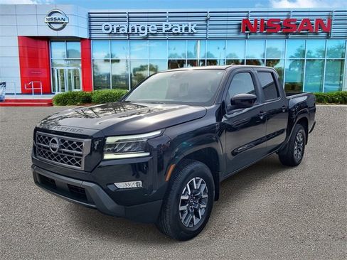 Used 2024 Nissan Frontier SL w/ Technology Package image 4