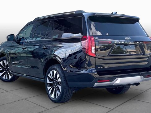 Used 2026 Ford Expedition Platinum w/ Driver's Package AWD/4WD image 12