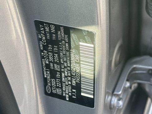 New 2026 Hyundai Elantra SE FWD image 25