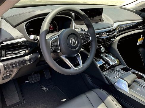 Used 2024 Acura MDX SH-AWD image 8