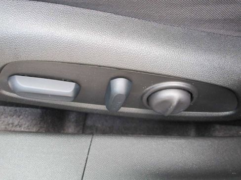 Used 2024 Chevrolet Malibu LT image 19