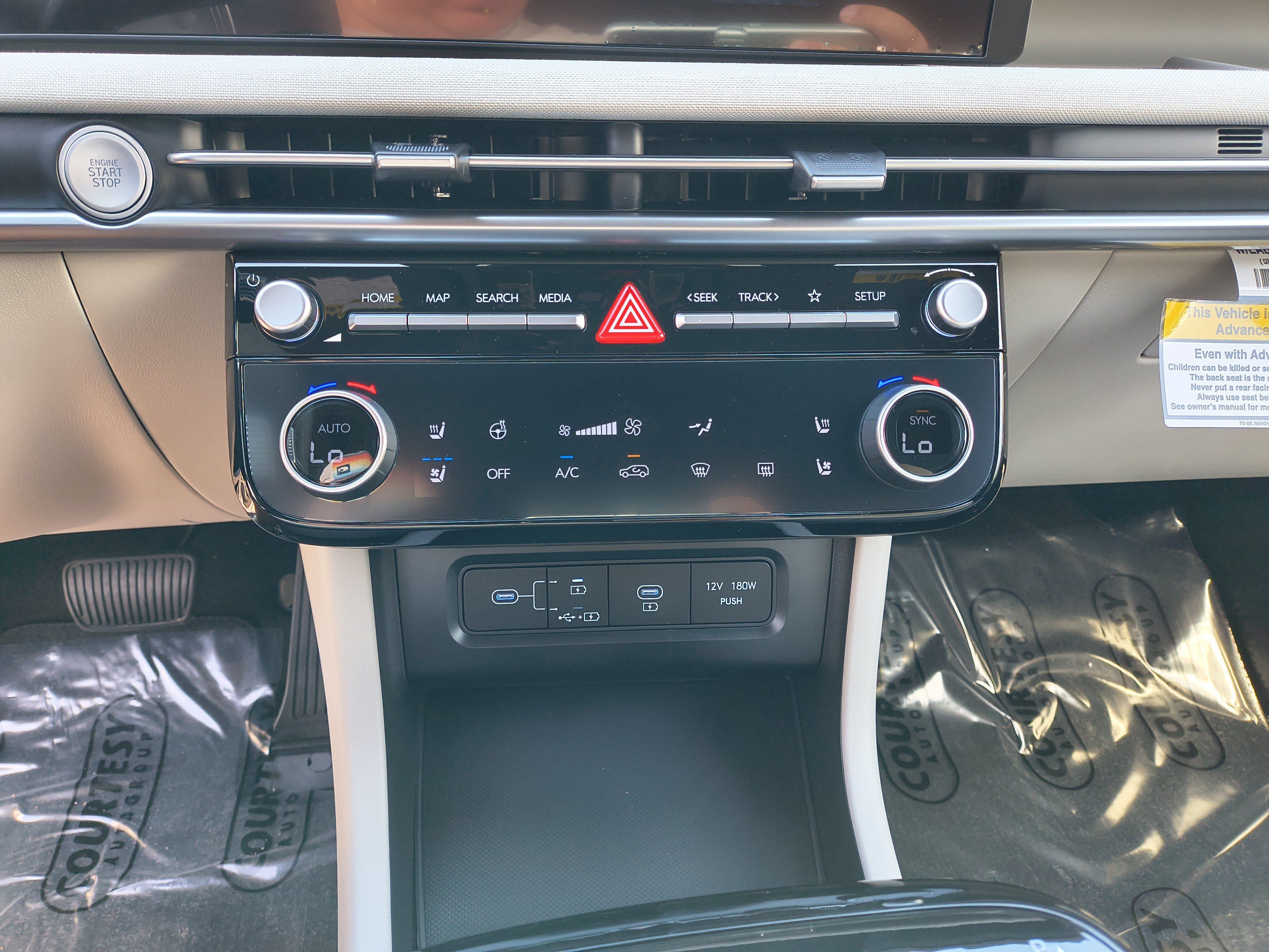 New 2026 Hyundai Tucson Limited FWD image 26