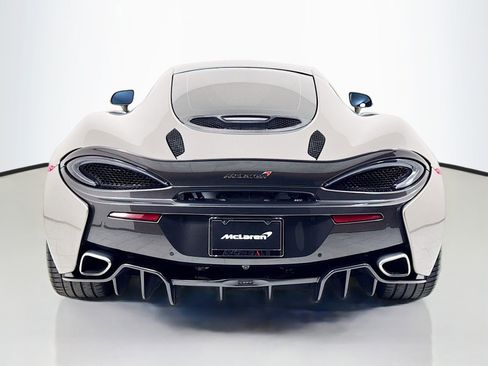 Used 2017 McLaren 570S image 6