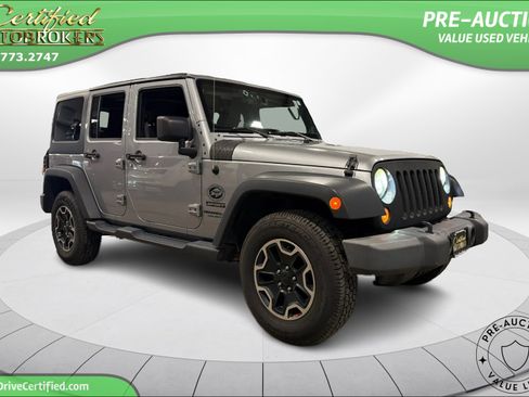 Used 2014 Jeep Wrangler Unlimited Sport w/ Quick Order Package 24S AWD/4WD image 3