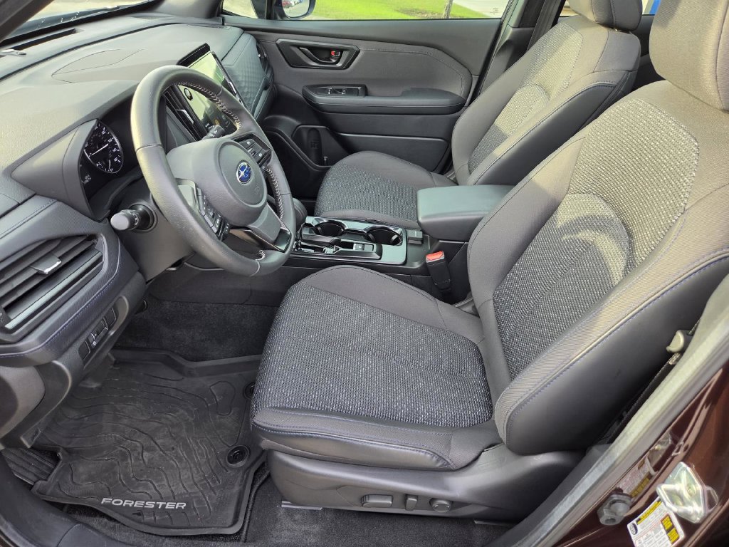 Used 2026 Subaru Forester Premium AWD/4WD image 18