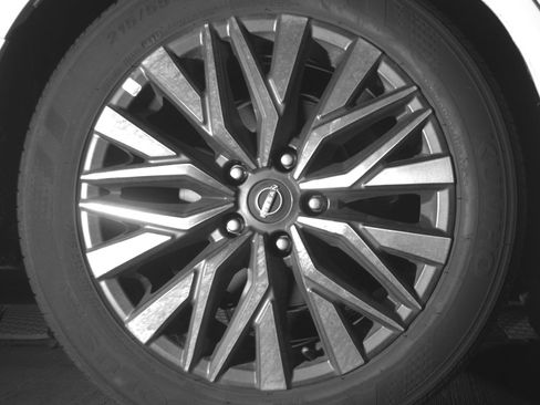 Used 2025 Nissan Altima 2.5 SV image 15