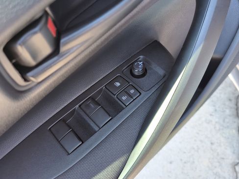 Certified 2025 Toyota Corolla LE image 15