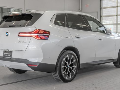 Used 2025 BMW X3 xDrive30i w/ M Sport Package AWD/4WD image 29