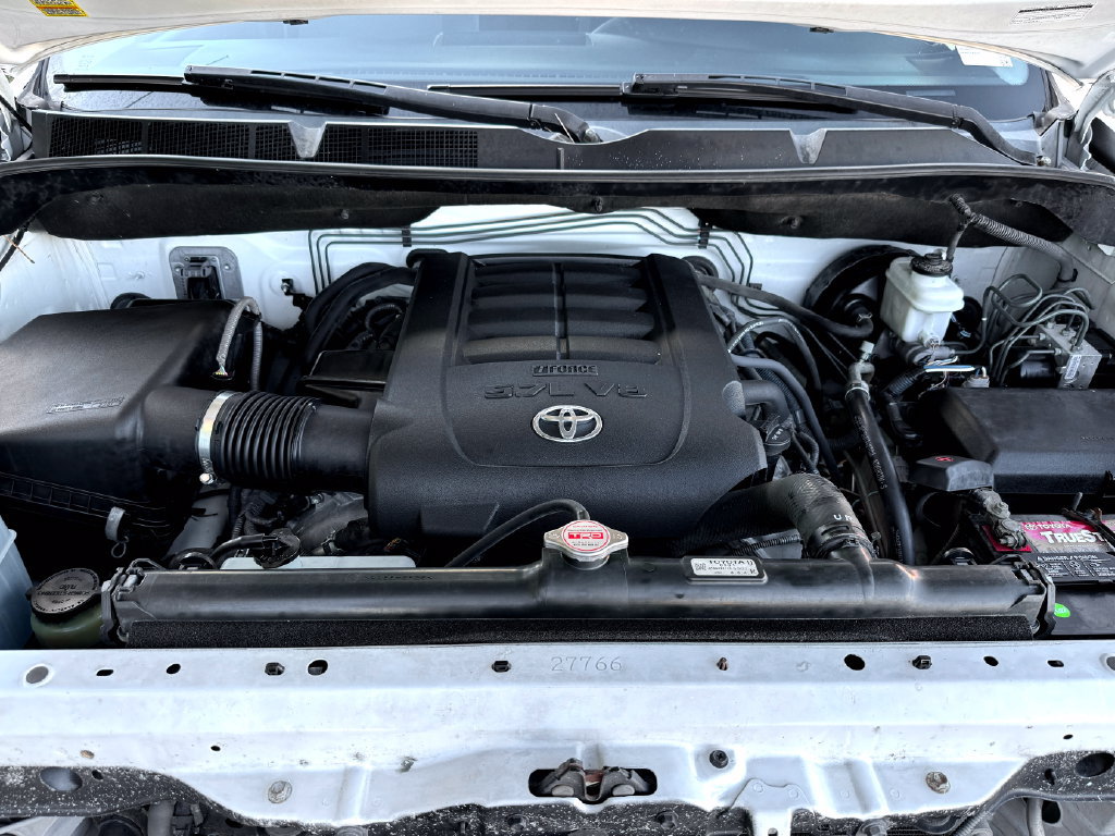 Used 2012 Toyota Tundra 4x4 CrewMax w/ TRD Off-Road Pkg image 14