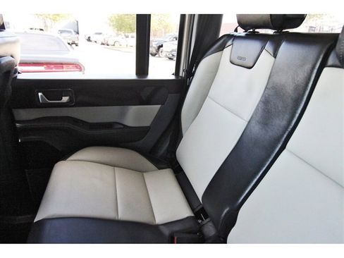 Used 2025 INEOS Grenadier Fieldmaster Edition image 11