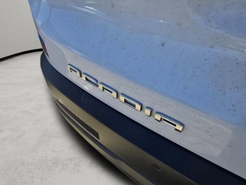 Used 2023 GMC Acadia AT4 w/ Preferred Package image 17