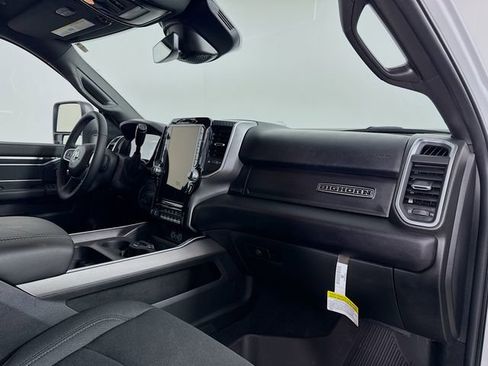 Used 2025 RAM 2500 Big Horn image 28