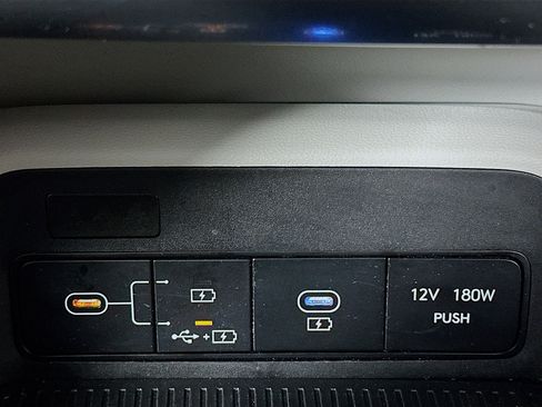 Used 2025 Hyundai Kona SEL FWD image 26