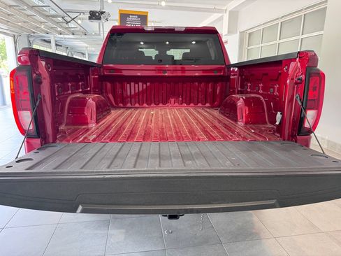 Used 2023 GMC Sierra 1500 Elevation AWD/4WD image 7