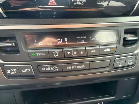 Used 2021 Honda Passport Sport image 16