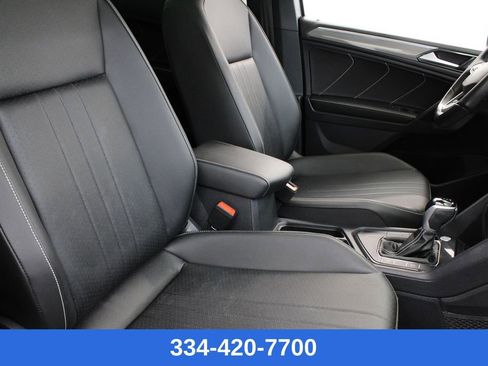 Certified 2023 Volkswagen Tiguan SE R-Line image 23