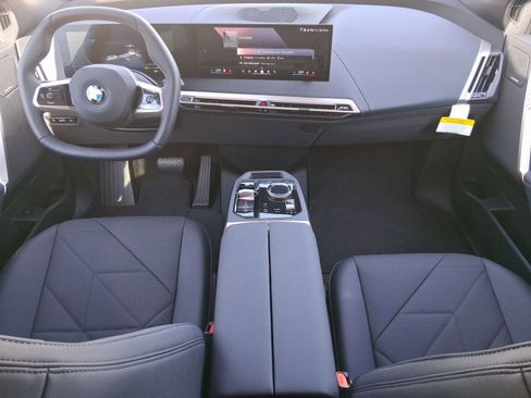 New 2026 BMW iX xDrive60 w/ Premium Package image 14