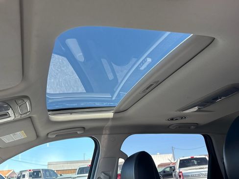 Used 2022 Kia Telluride S AWD/4WD image 22