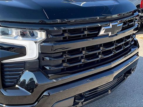 Used 2023 Chevrolet Silverado 1500 RST RWD image 31