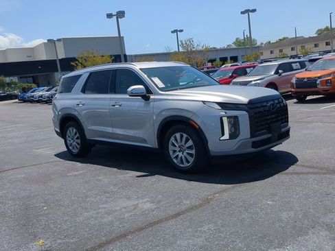 Used 2024 Hyundai Palisade SEL AWD/4WD image 4