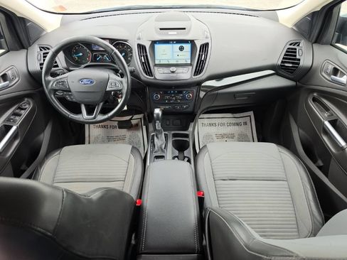 Used 2017 Ford Escape SE w/ Equipment Group 201A FWD image 22