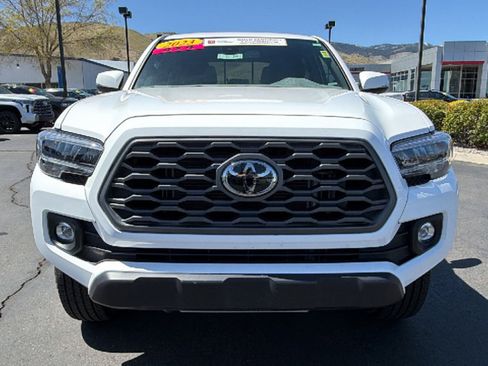 Certified 2023 Toyota Tacoma TRD Off-Road image 8