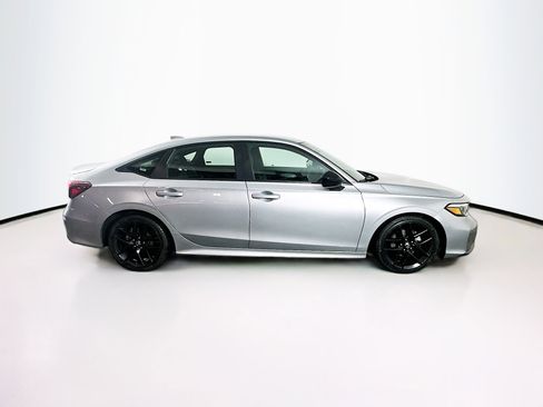 Used 2025 Honda Civic Sport image 10