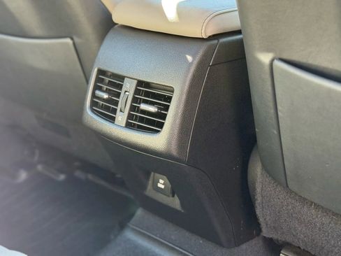 Used 2016 Lexus ES 350 ES 350 Sedan 4D image 33