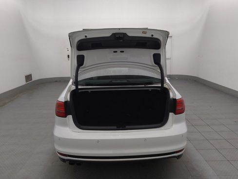 Used 2018 Volkswagen Jetta GLI FWD image 29